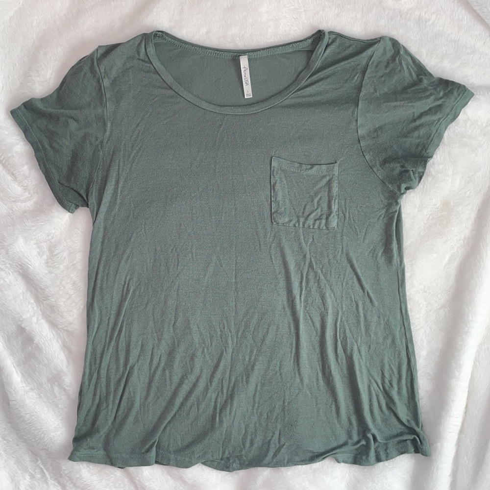 Green workout top lightweight breathable active wear tee shirt Active USA